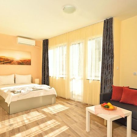 Central Studio #3 Burgas City Exterior foto